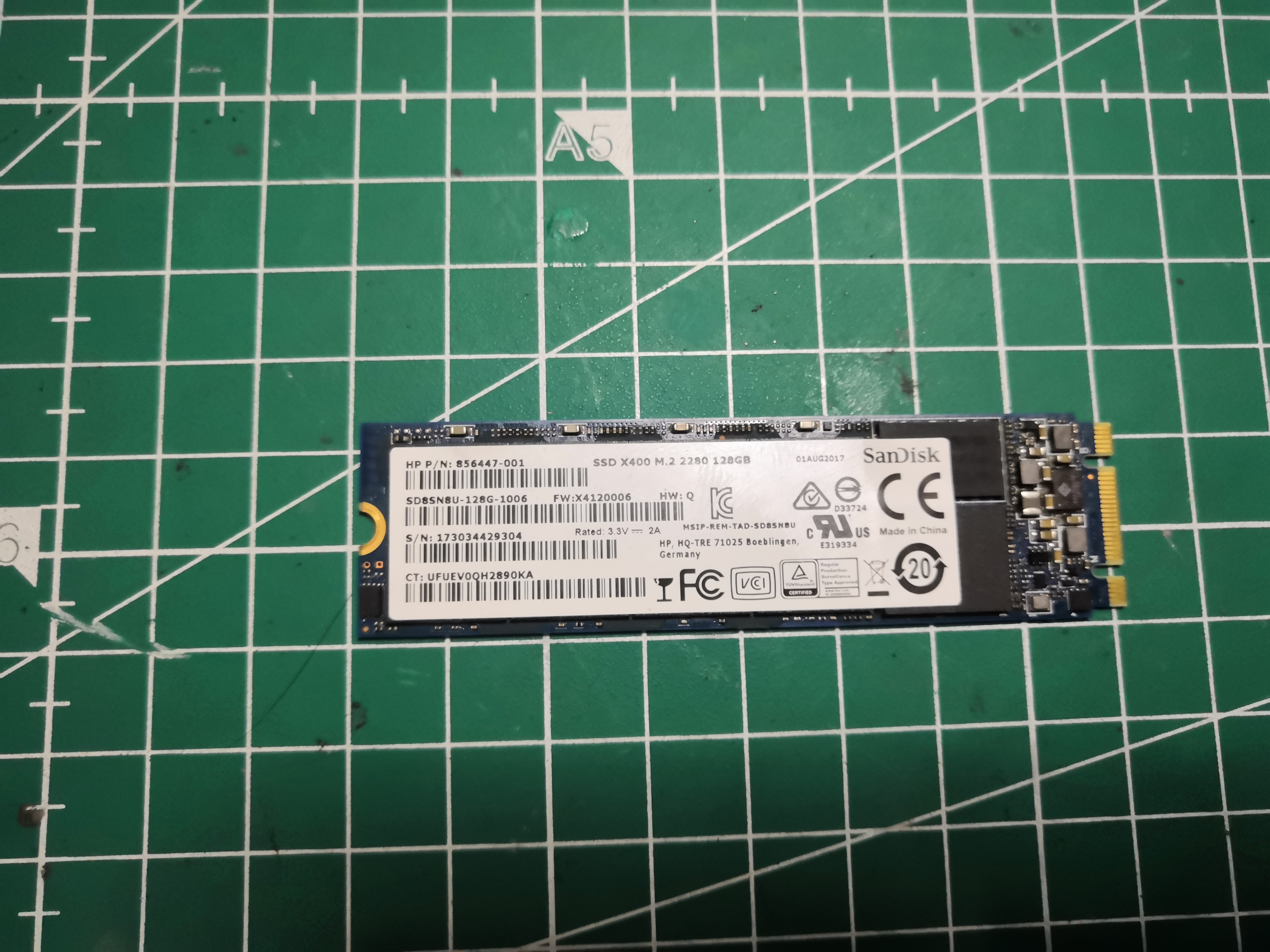 SanDisk X400 M.2 2280 128GB — un SSD SATA en robe M.2