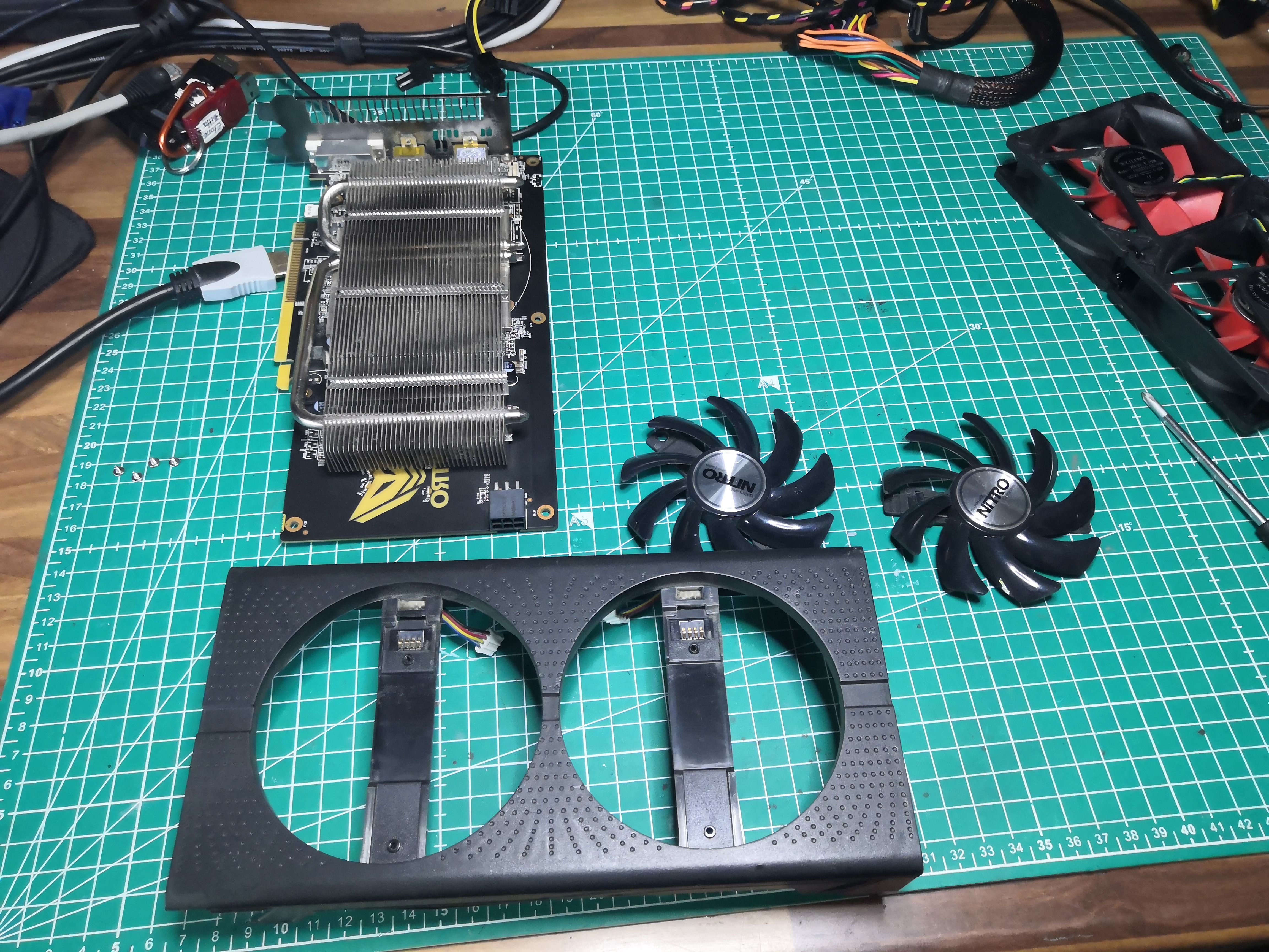 Shroud en cours de modification et les impellers d&rsquo;origine extraits